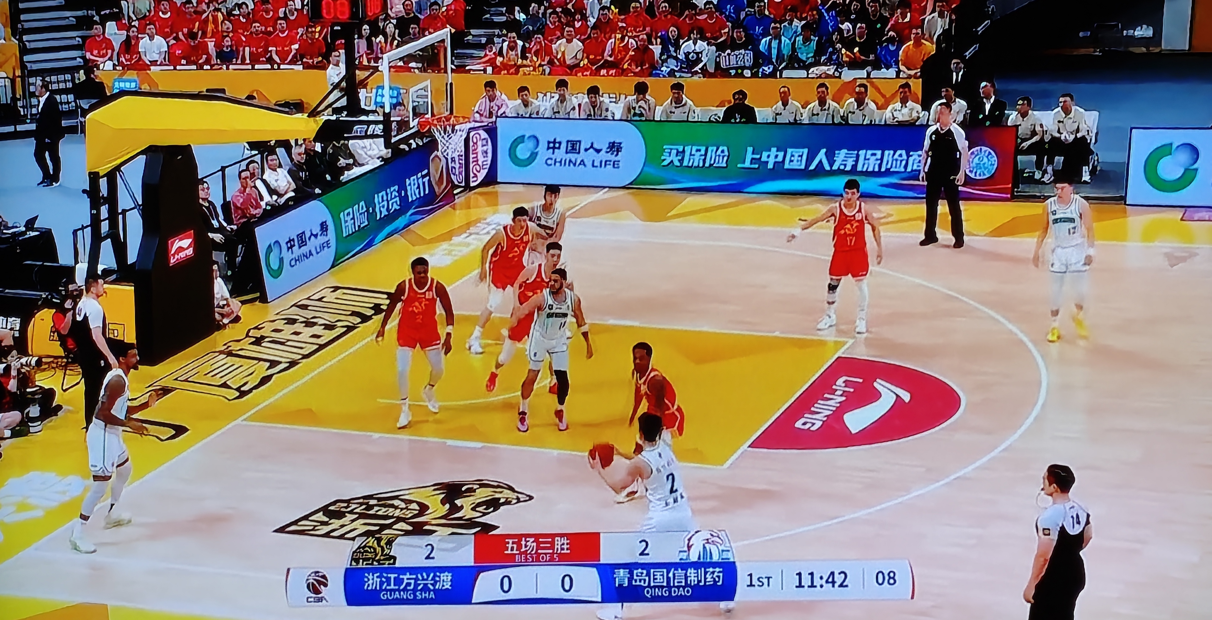 jiuyou官网入口-关于国际比赛日体能课后；洛杉矶快船再遭质疑备战CBA季后赛；媒体盛赞；纪律约束更严格的信息
